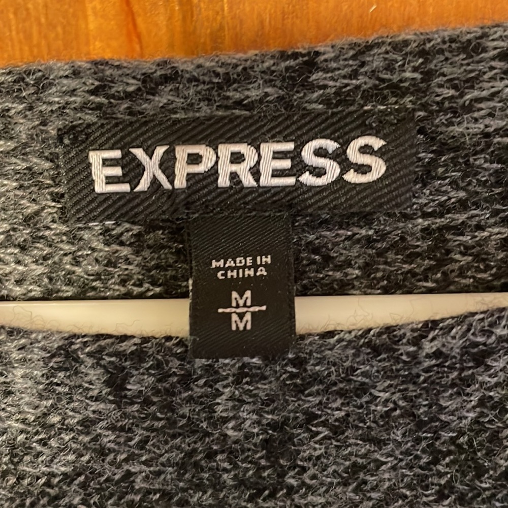 Express Sweater - Picture 3 of 3